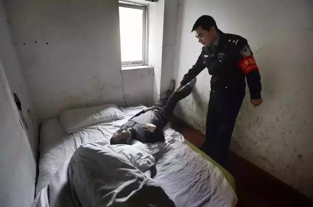 最新喝酒醉死，从入门到进阶的避免指南