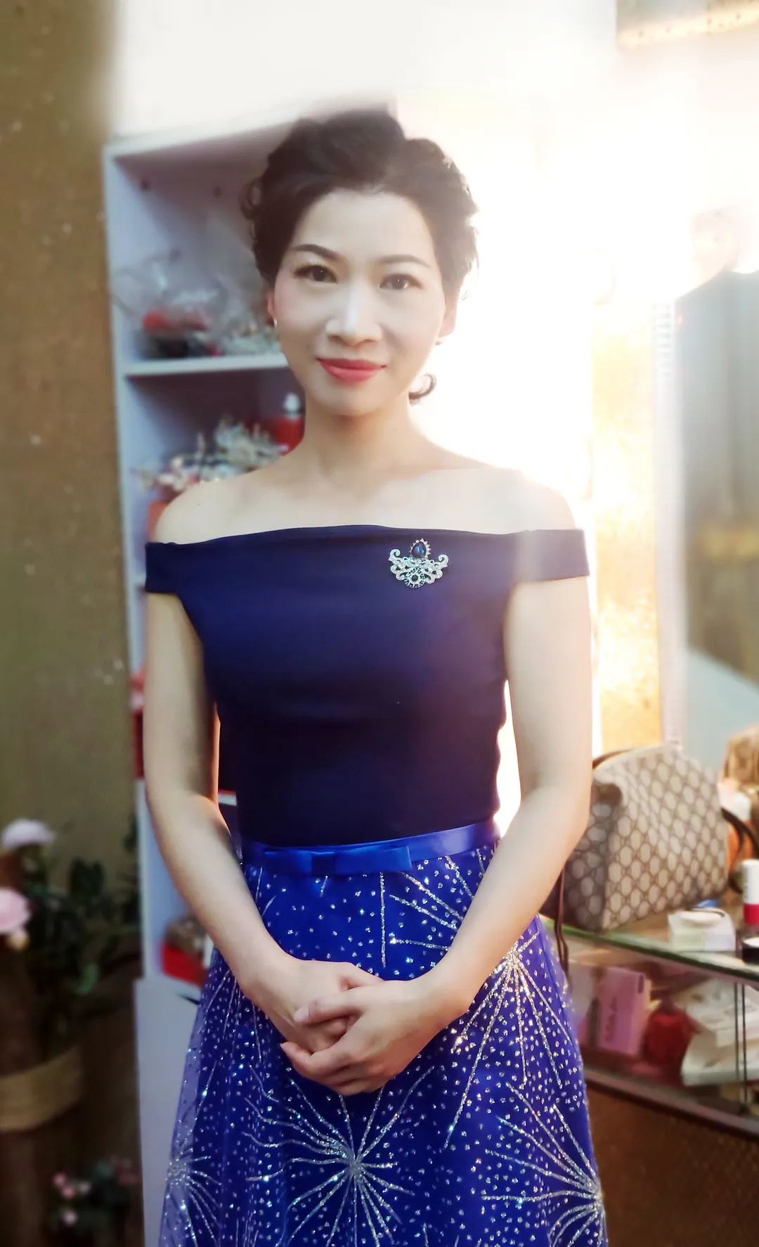 演员张艳艳的趣事与友情纽带，揭秘她的日常与友情故事