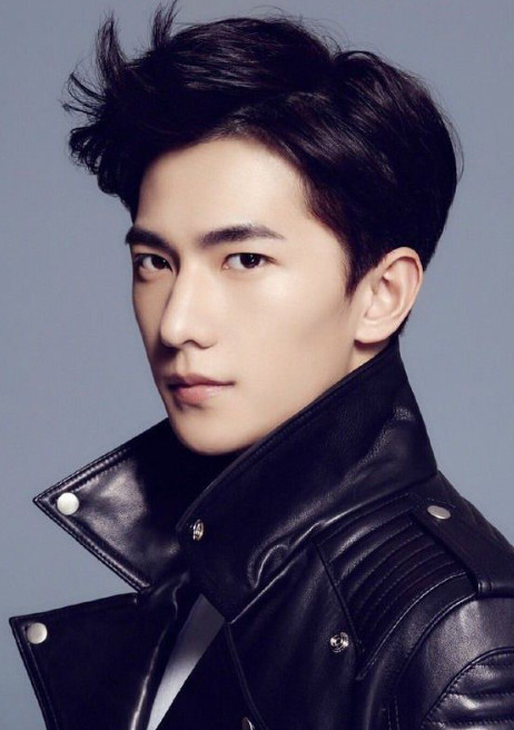 杨洋男演员微博，星光魅力，璀璨无限