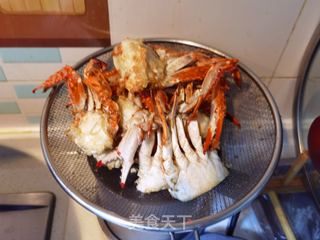 最新香辣虾蟹制作方法，小巷美食秘境探秘