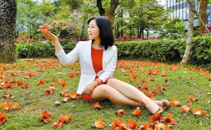 美味的工作女孩演员，荧幕背后的魅力人生探索