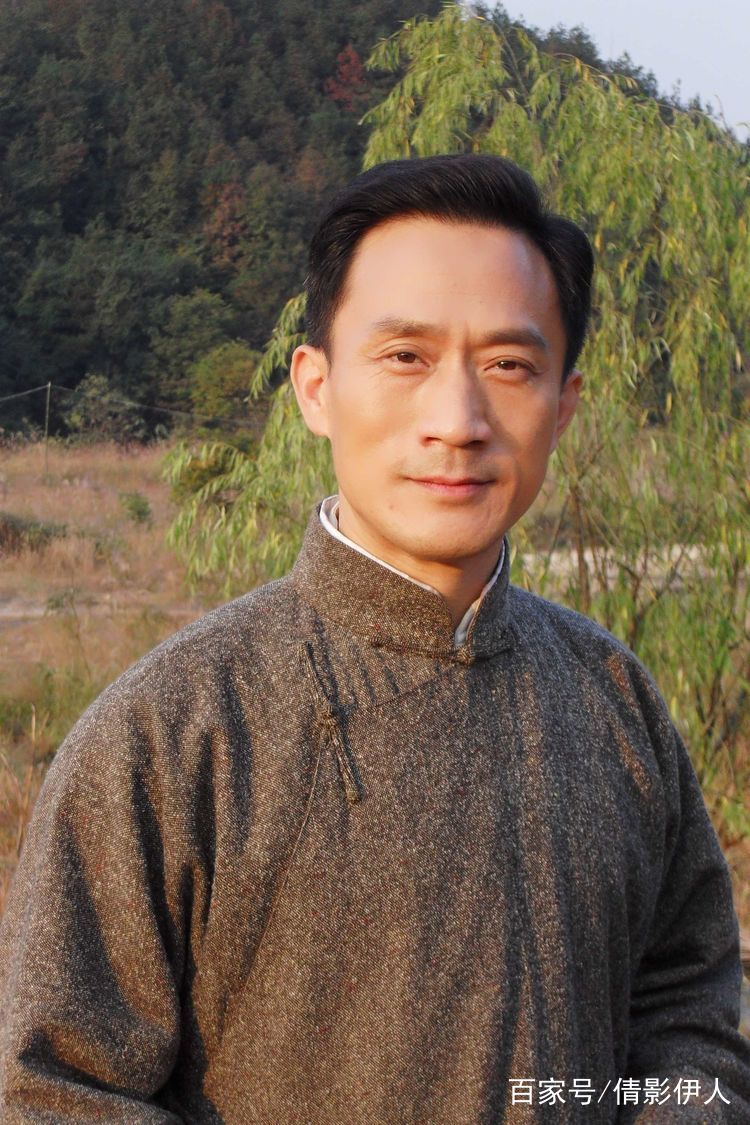 严华演员,严华演员，探索自然美景的旅行，寻找内心的宁静