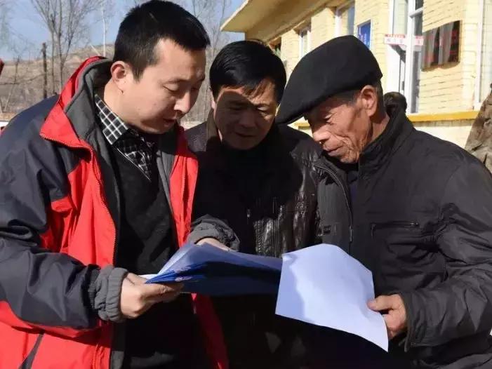 农村扶贫政策最新动态，变化中的乡村，自信与成就感的源泉